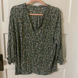 Monday Fun Floral Green Women's Top